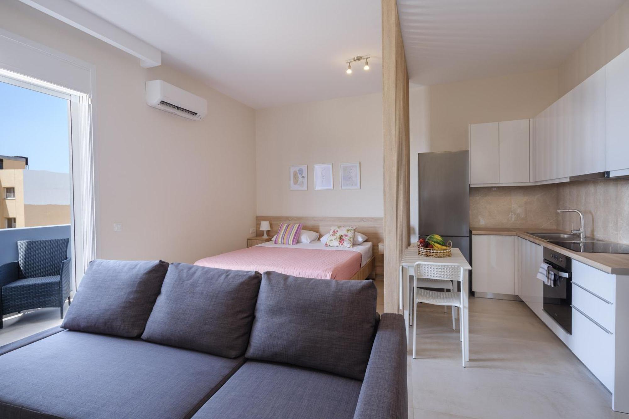 Pietra Sole Apartment Ierapetra  Bagian luar foto