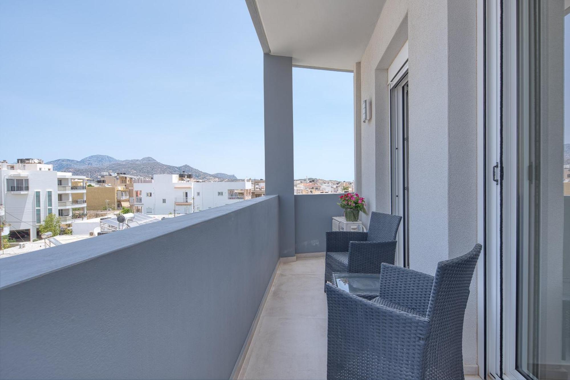 Pietra Sole Apartment Ierapetra  Bagian luar foto